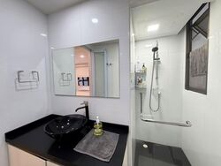 Parkview Apartments (D23), Apartment #561506041